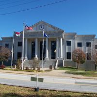 Henderson County Courthouse - Hendersonville, NC - Built in 1995, Маунтайн-Хоум