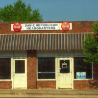 The Republican Headquarters and Bar idea never caught on in Davie County, Моксвилл
