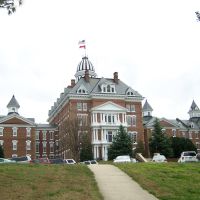 Broughton State Hospitals Avery Hall - Morganton, NC - ca. 1887, Моргантон