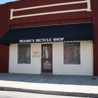 Moores Bicycle Shop, Роки-Маунт