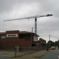 New condo construction crane, Чапел-Хилл