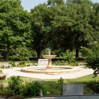 Memorial Fountain, Берри Хилл