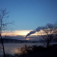 Steamy Sunrise over Melton Hill Lake (2005-01-01 01), Карнс
