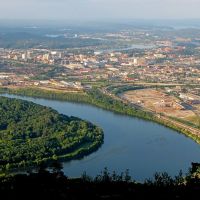 View of Chattanooga and the Tennessee river from point park on lookout mountain, Лукоут Моунтаин
