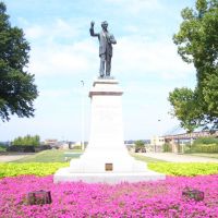 Jefferson Davis in Confederate Park, Мемфис