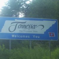 Tennessee from Kentucky on I-75, Онейда
