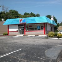 Dominos Pizza, Now Standing near the Site where General Patrick Cleburne was Killed, Columbia Pike, Franklin, Tennessee, Франклин