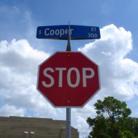 Cooper Street, Арлингтон