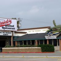 Gaidos Seafood Restaurant & the Giant Crab, Галвестон