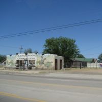 old cowboy gear store in Post city, Нью-Хоум