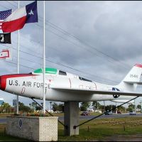 An F-84F beside an American Legion post outside Ellington AFB in Houston, Texas, Пирленд