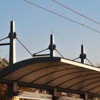 Suspended Platform Awnings at Farmers Branch Light Rail Station, Фармерс-Бранч