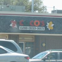 Cocos Seafood, Chicken, & Donuts, Харст