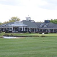 Silverthorn Country Club (clubhouse), Айвес-Эстейтс