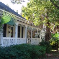 Victorian Cracker house, historic Apalachicola Florida (11-27-2011), Апалачикола