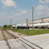 Tank Cars set out at Florida Midland Railroad Customer, Airgas Carbonic Company at Bartow, FL, Гордонвилл