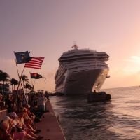 Key West: Waiting for sunset at Mallory Square, Ки-Уэст