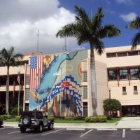 Hialeah City Hall Building and Art Wall, Майами-Спрингс