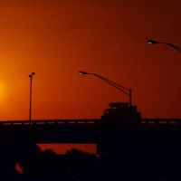 Sunset over I-95, Норт-Эндрюс-Гарденс