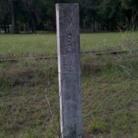 old railroad milepost, Ньюберри