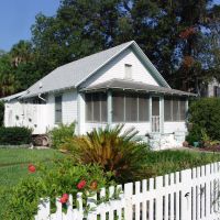 classic Florida cottage (8-29-2011), Ормонд-Бич