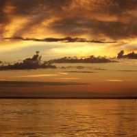 Unique sunset over Pensacola Bay, Пенсакола