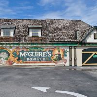 McGuires Irish Pub Pensacola Landmark, Пенсакола