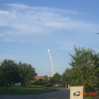 Space Shuttle Atlantis Launch; Titusvillage in Titusville Florida on June 8, 2007, Титусвилл