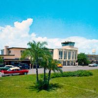 International Airport in Tampa, Florida, Хамптон