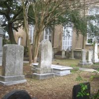 a churchyard in Charleston, Джеймс-Айленд