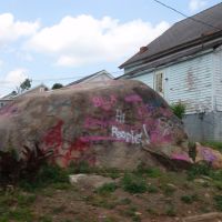 Spray Painted Rock, Пайнридж