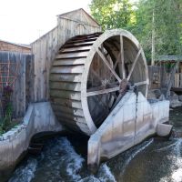 The Old Mill Wheel, Нефи