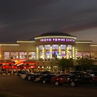 Provo Towne Centre Mall - Yes, I spelled it right...did they??, Прово