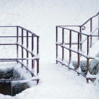 Avon River railings - winter 10, Брадфорд