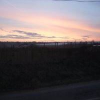 Sun rise in Tuesley Lane, Годалминг