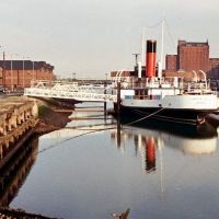 Grimsby Docks Lincoln castle, Гримсби