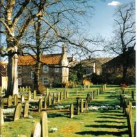 Quaker Cemetery, rear of Friends Meeting House, Darlington, Дарлингтон