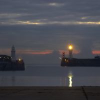 Dover Docks at Dawn, Дувр