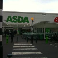 ASDA Supermarket Crawley, Кроули