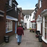 Tudor Row Shops, Личфилд