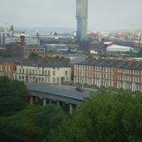 a stupidly tall building, Манчестер