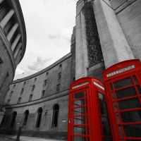 Manchester Central Library phoneboxes, Манчестер