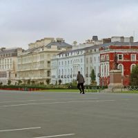 The Promenade, Плимут