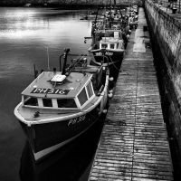 Pontoon Boats, Плимут