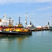 Reliable, Dauntless, HMS Endeavour etc ~ Portsmouth Harbour, Портсмут
