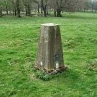 Knowsley Park Triangulation Pillar (Prescot) (Photo courtesy of A Brown), Прескот