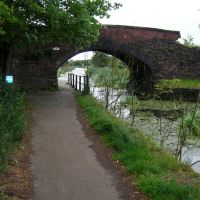 Manchester Bolton & Bury Canal, Радклифф