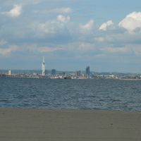 Portsmouth skyline from the Isle of Wight, Райд