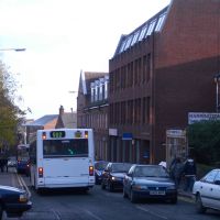 University of Hertfordshire bus on Victoria street in St.Albans, Сант-Албанс