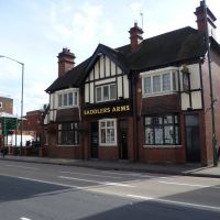 319. the saddlers arms, public house. warwick road, solihull, west midlands. sept. 2011., Солихалл